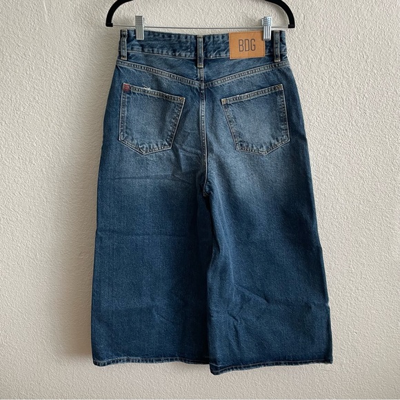 NWT BDG Urban Outfitters Mikey Cropped Wide Leg Denim Jeans Sold Out - Picture 3 of 9